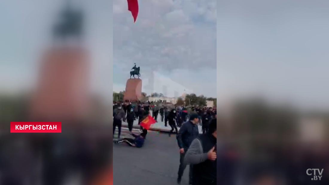 В Бишкеке вводят режим ЧП. Массовые беспорядки в Кыргызстане вспыхнули с новой силой-7 В Бишкеке вводят режим ЧП. Массовые беспорядки в Кыргызстане вспыхнули с новой силой-7
