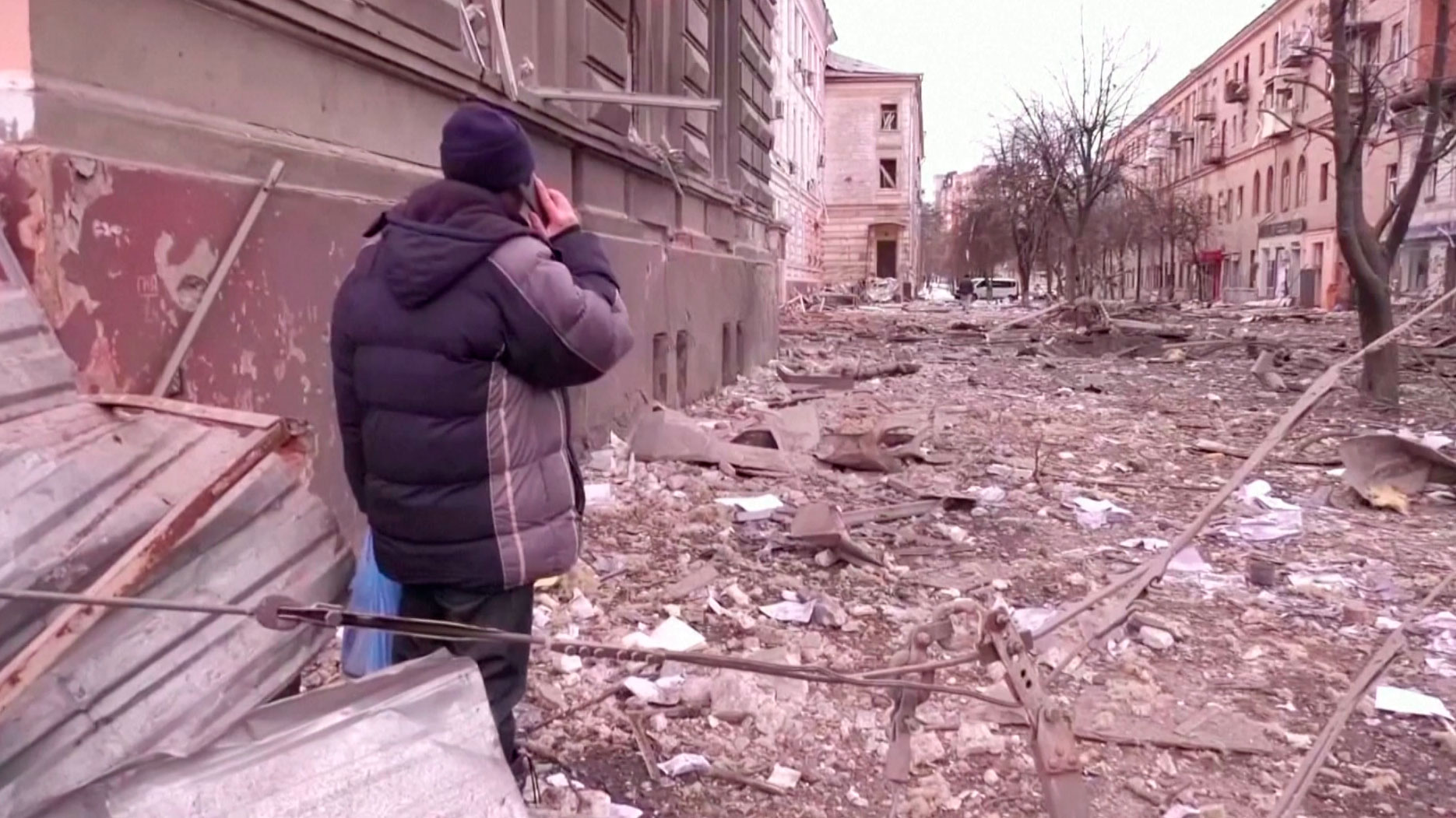 Глава ЛНР: важно обеспечить быстрый переход к мирной жизни и создать комфортные условия для населения