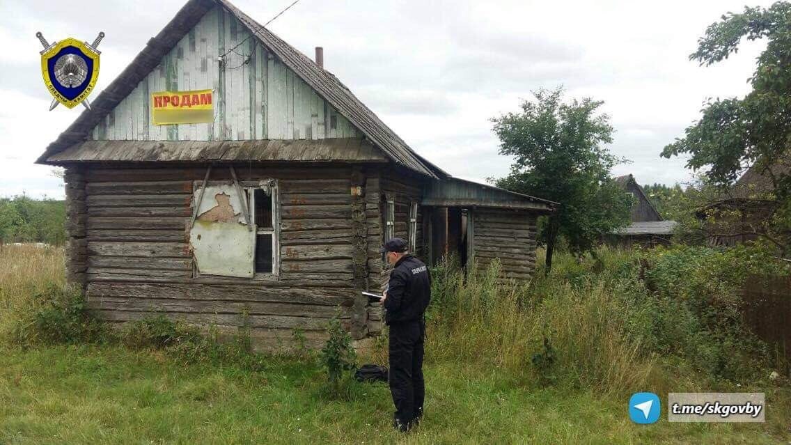 В Смолевичском районе в заброшенном доме мужчина нашёл скелет человека-4