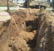 В Гродно 30-летнего рабочего засыпало в строительном котловане 