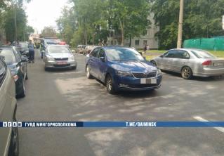 В Минске Skoda сбила ребёнка, который выбежал на дорогу 