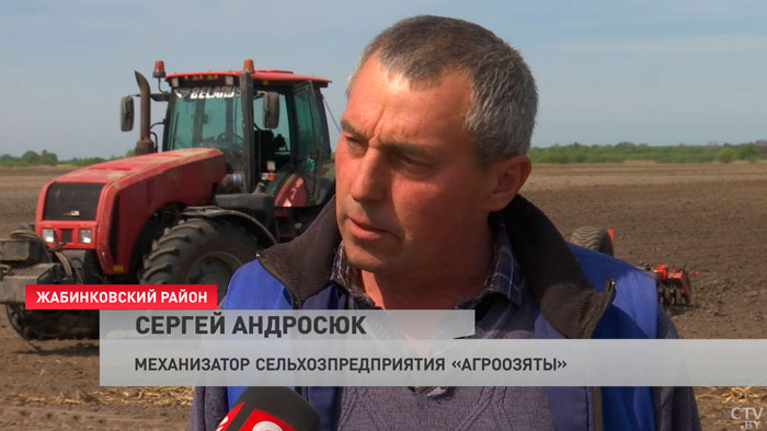 Сколько получают механизаторы и какой будет урожай в 2023-м? Пообщались с аграриями-16