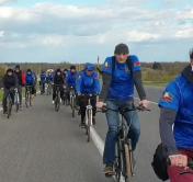 Более 30 километров. Следователи Витебска совершили велопробег по местам воинской славы