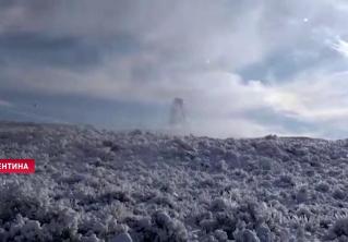 Снежная буря в Патагонии: температура упала до -40°С, сотни домов остались без электричества