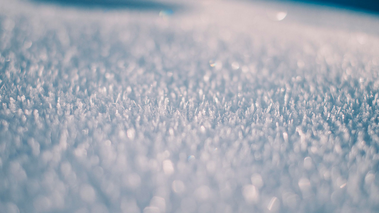 В США из-за снегопада столкнулись порядка 45 авто