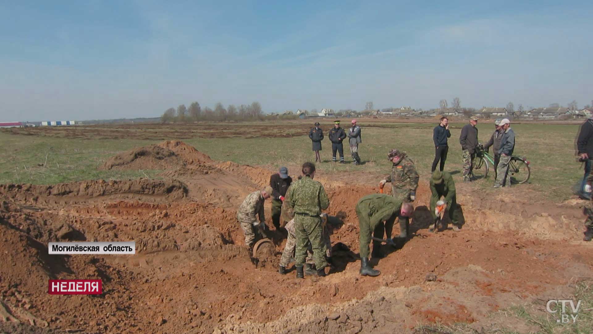 «Мы подняли 109 бойцов и командиров». Участники поискового клуба рассказали, как ищут пропавших без вести солдат -10