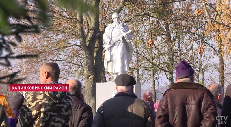 В Гомельской области перезахоронили останки советских солдат. Среди погибших – дядя космонавта Александра Викторенко-1