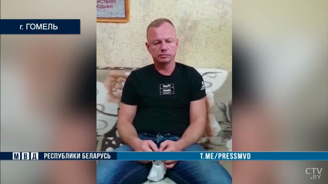 В Гомеле предприниматель сорвал и выбросил в урну государственный флаг-7
