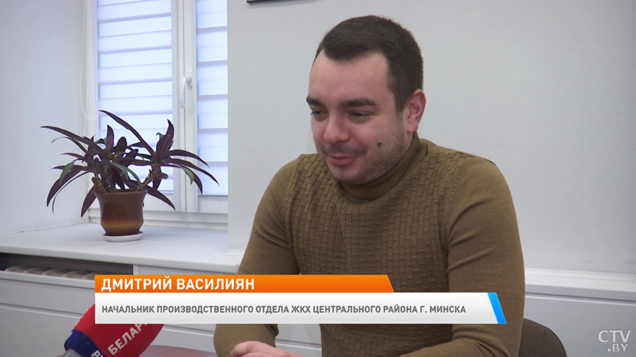 Сосульки на крышах смертельно опасны для человека! Как правильно сбивать наледь?-1