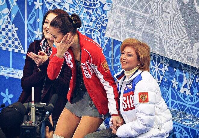 Как Сотникова стала олимпийской чемпионкой. Фигуристка поделились трогательными воспоминаниями 5-летней давности