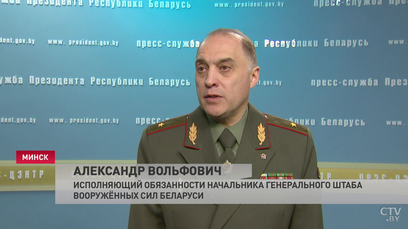 «Сейчас конфликты протекают совсем по-другому». Александр Лукашенко утвердил план обороны страны-13