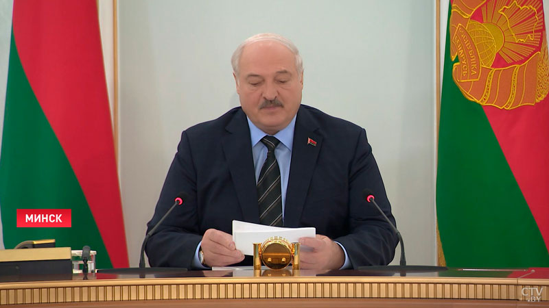 Лукашенко – Совбезу: «Это уже опасный шаг. Как мы должны на всё это реагировать?»-4 Лукашенко – Совбезу: «Это уже опасный шаг. Как мы должны на всё это реагировать?»-4