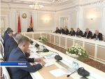 Александр Лукашенко требует эффективно использовать энергоресурсы Беларуси Александр Лукашенко требует эффективно использовать энергоресурсы Беларуси