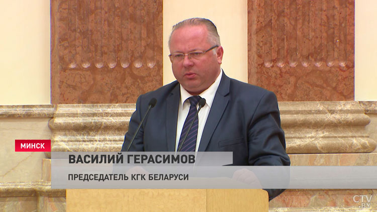 Лукашенко – Герасимову: «Если вы мне до 1 января не вылечите всех, кто в очереди стоит, пойдёшь в тюрьму!»-1