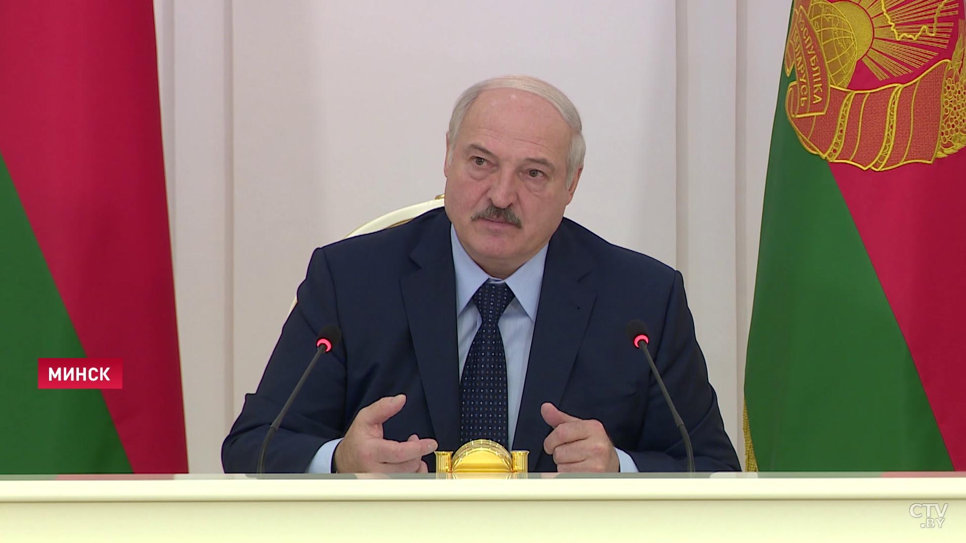 Александр Лукашенко: женщина и домохозяйка Тихановская забыла, что Президент Беларуси её спас от этой сакральной жертвы-1