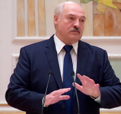 Александр Лукашенко: ему-то чего не хватало, я уже его поддерживал во всех начинаниях? Старался эту Украину, как только мог, защищал