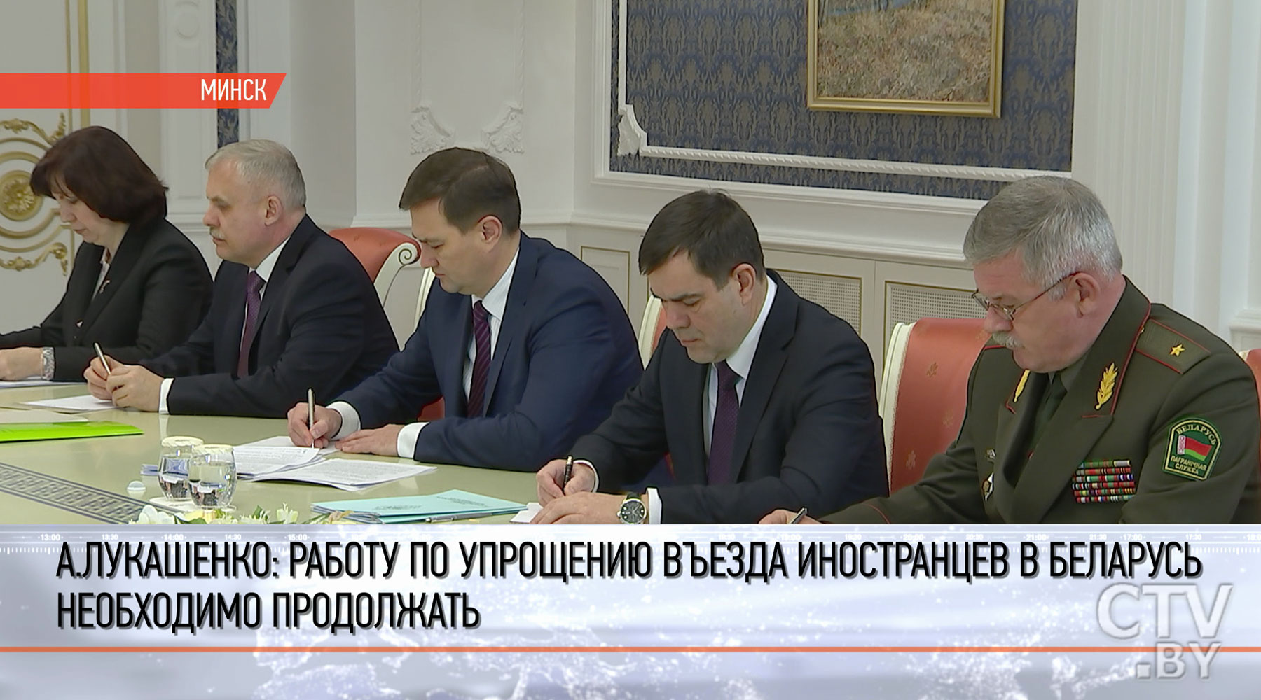 «Мы не можем в чёрном теле держать народ». Президент Беларуси на совещании по социально-экономическому развитию страны-1