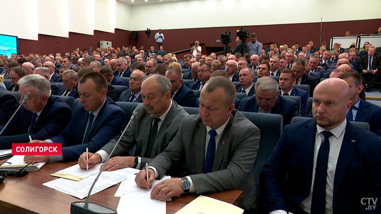 «Вы никому очки втирать не сможете». Лукашенко прошёлся по проблемным пунктам сельского хозяйства страны-1