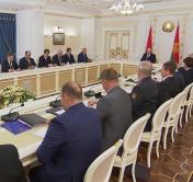 Александр Лукашенко провёл совещание по экономическим вопросам