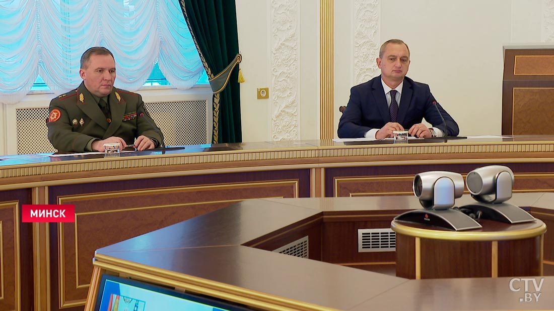 Александр Лукашенко: никаких революционеров ни у нас, ни у вас сегодня нет-13 Александр Лукашенко: никаких революционеров ни у нас, ни у вас сегодня нет-13