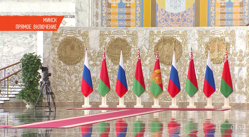 Кобяков и Медведев обсудили бюджет Союзного государства на 2018 год