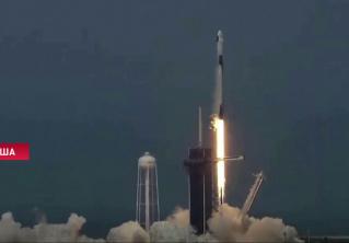 Компания SpaceX впервые отправила астронавтов на МКС