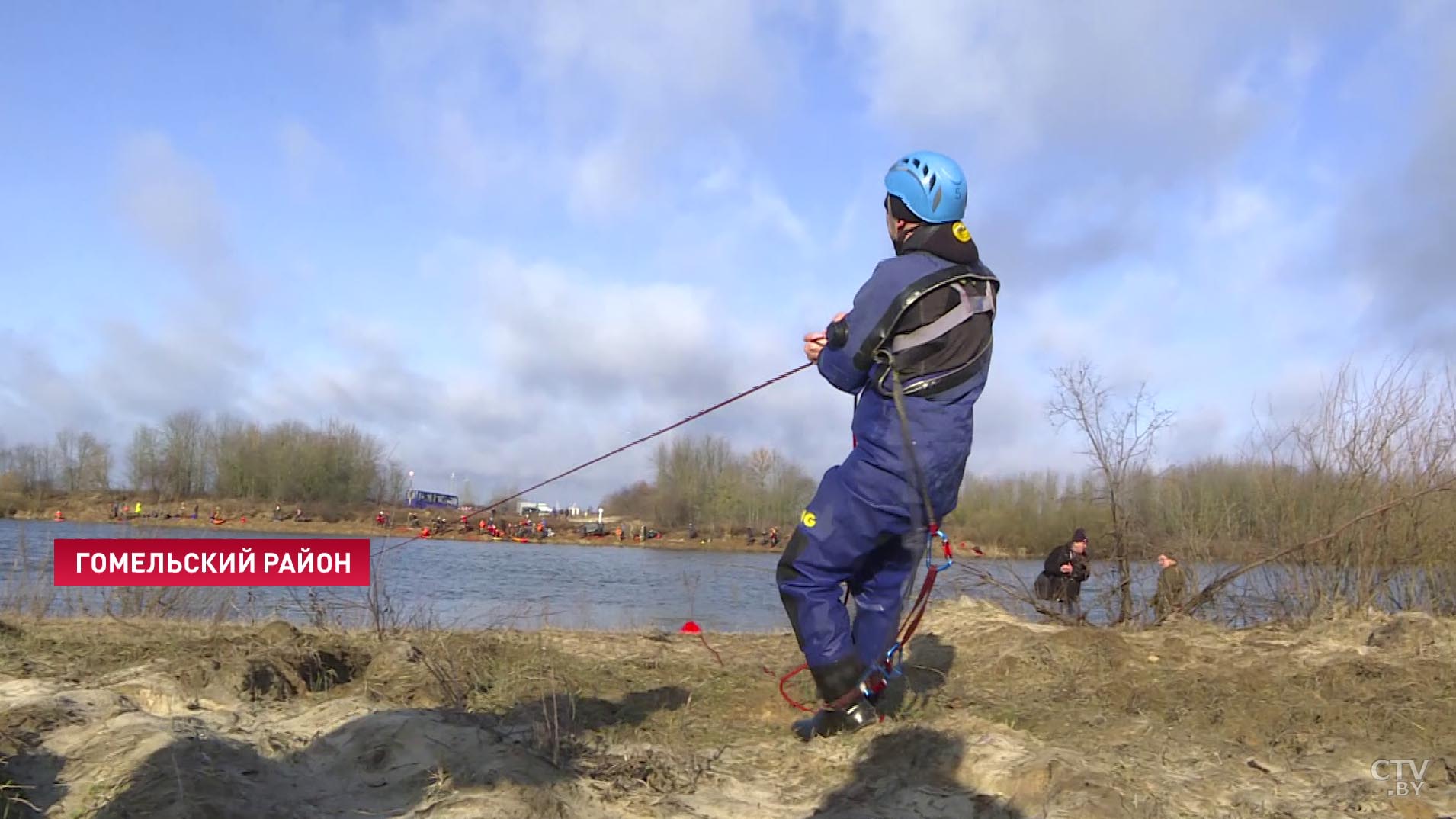 Меньше 4 часов отдыха в сутки, ледяная вода и «горы». Как проходит чемпионат Беларуси по поисково-спасательным работам-29