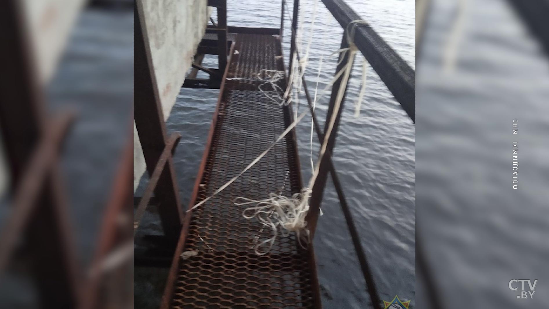 Хотел удержать знакомого, но сам упал в воду: двоих пьяных спасли из Солигорского водохранилища-4