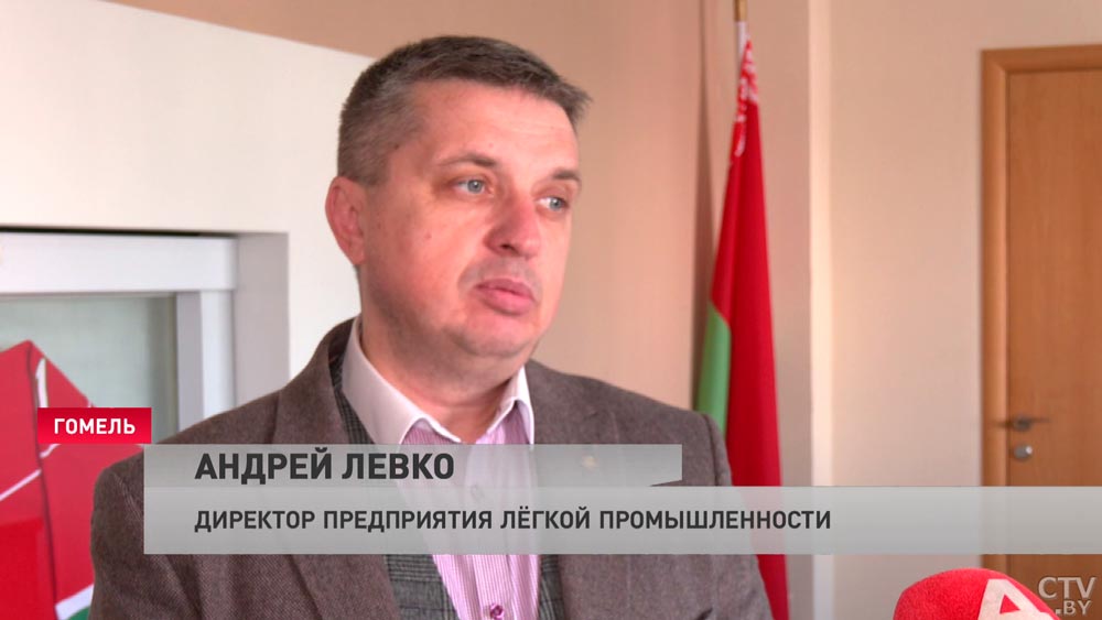 На гомельской фабрике сделали инновационную спецодежду – она не горит и не плавится-13