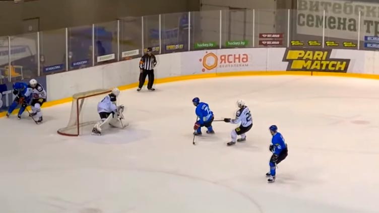 Весь матч отбегали вхолостую, счёт открыли в овертайме. Итоги матча «Витебска» и «Гомеля» на ЧБ по хоккею Весь матч отбегали вхолостую, счёт открыли в овертайме. Итоги матча «Витебска» и «Гомеля» на ЧБ по хоккею