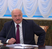 Александр Лукашенко: спорт стал политикой, войной без правил. В плен не берут, расстреливают сразу