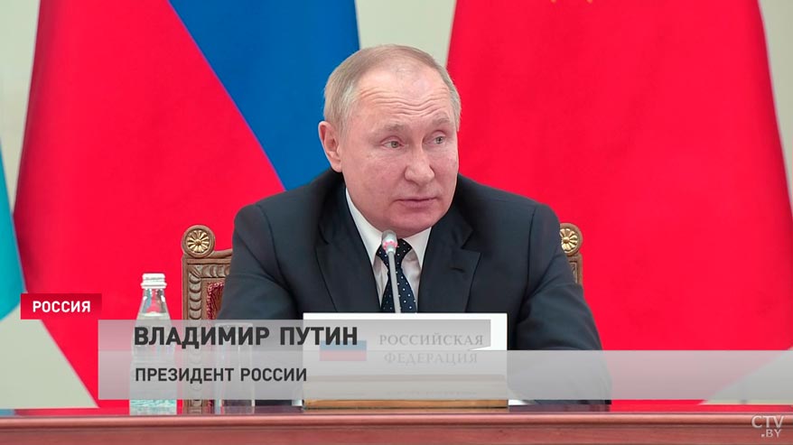 «Спутник V» точно нейтрализует новый штамм «омикрон». Об этом Владимиру Путину рассказали в институте им. Гамалеи-1 «Спутник V» точно нейтрализует новый штамм «омикрон». Об этом Владимиру Путину рассказали в институте им. Гамалеи-1