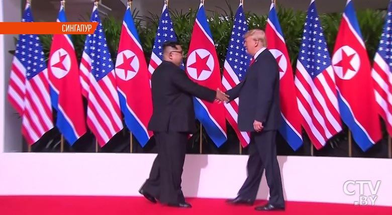 Трамп продлил санкции против КНДР ещё на год-1
