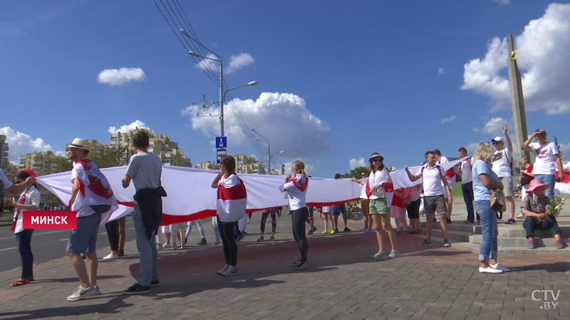 В Минске митингующие собрались в районе стелы-1