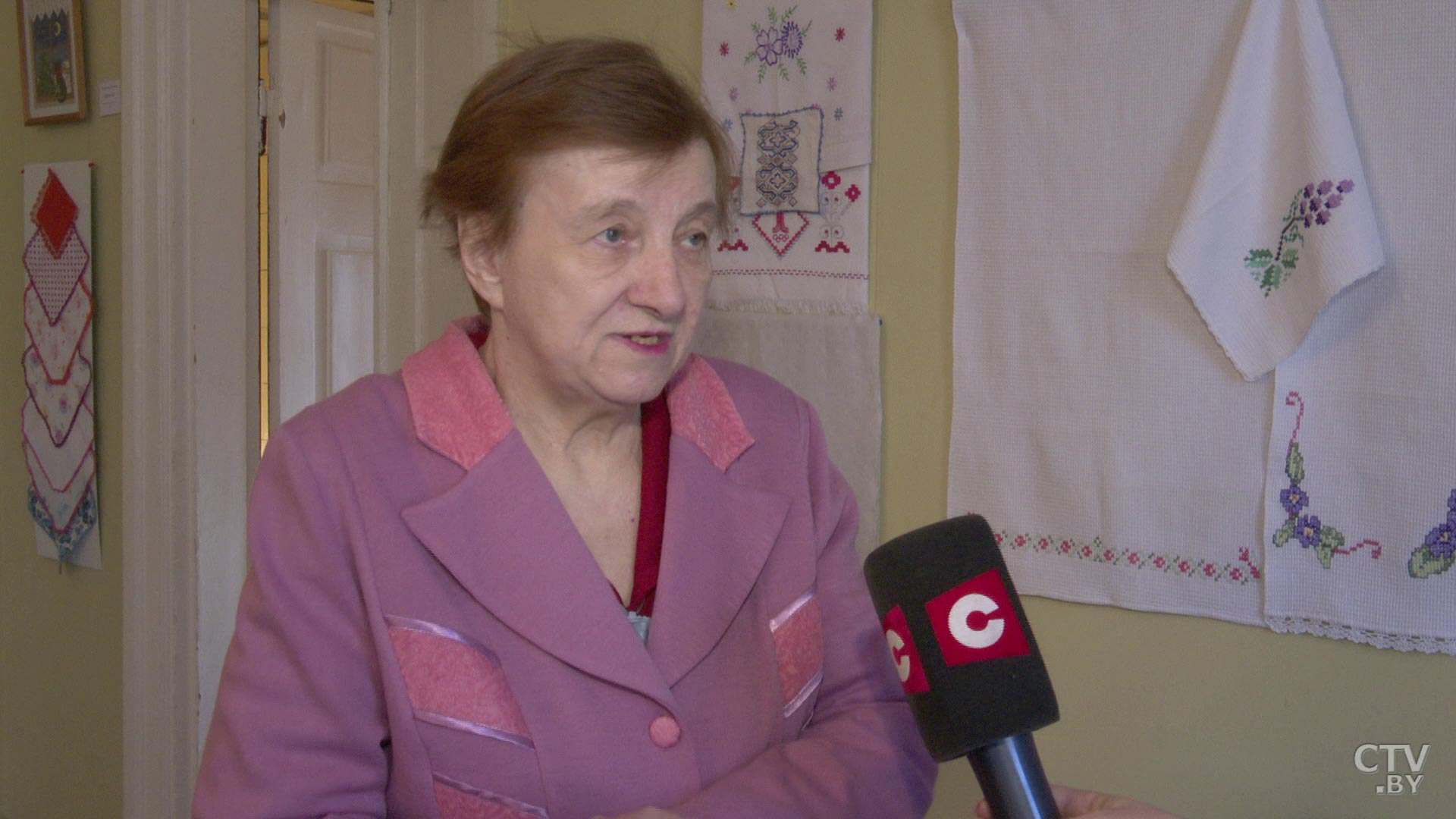 «Всю жизнь мечтала вышивать». Творчеством этой минчанки восхищаются многие-28