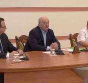 Александр Лукашенко о статистике по коронавирусу: некоторые говорят, что фальсифицируют и прочее. Ну, нам-то это зачем?