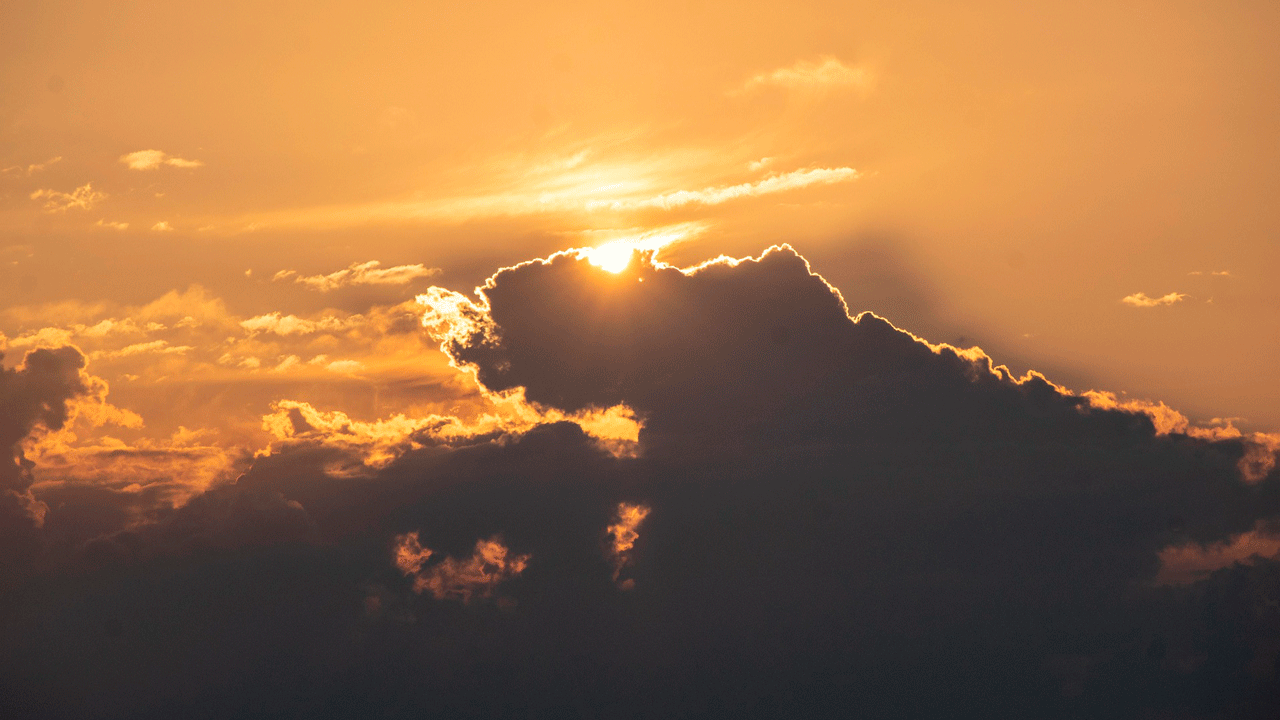 На Солнце 4 ноября зафиксирована вспышка класса М3.5 На Солнце 4 ноября зафиксирована вспышка класса М3.5