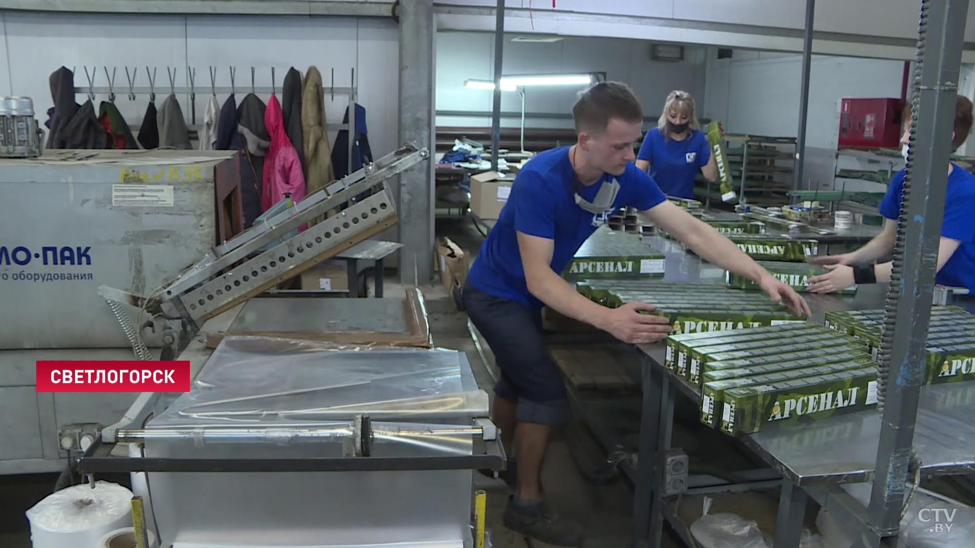 «Хочется работать, потому что здесь уютно». Рассказываем про Светлогорский завод сварочных электродов-1