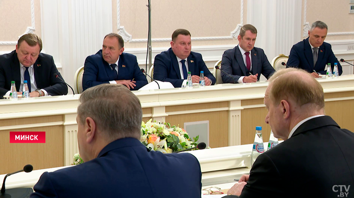Факты на стол! Совещание Лукашенко с Совмином – какие темы подняли и к чему пришли?-19 Факты на стол! Совещание Лукашенко с Совмином – какие темы подняли и к чему пришли?-19