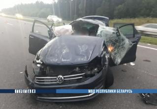 В Логойском районе перевернулся Volkswagen, два человека погибли 
