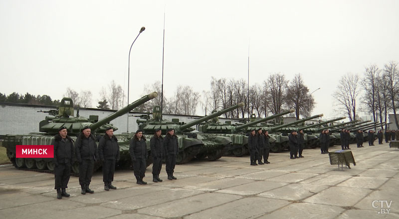 10 танков с тепловизором и коробкой автомат поступили на вооружение белорусской армии -1