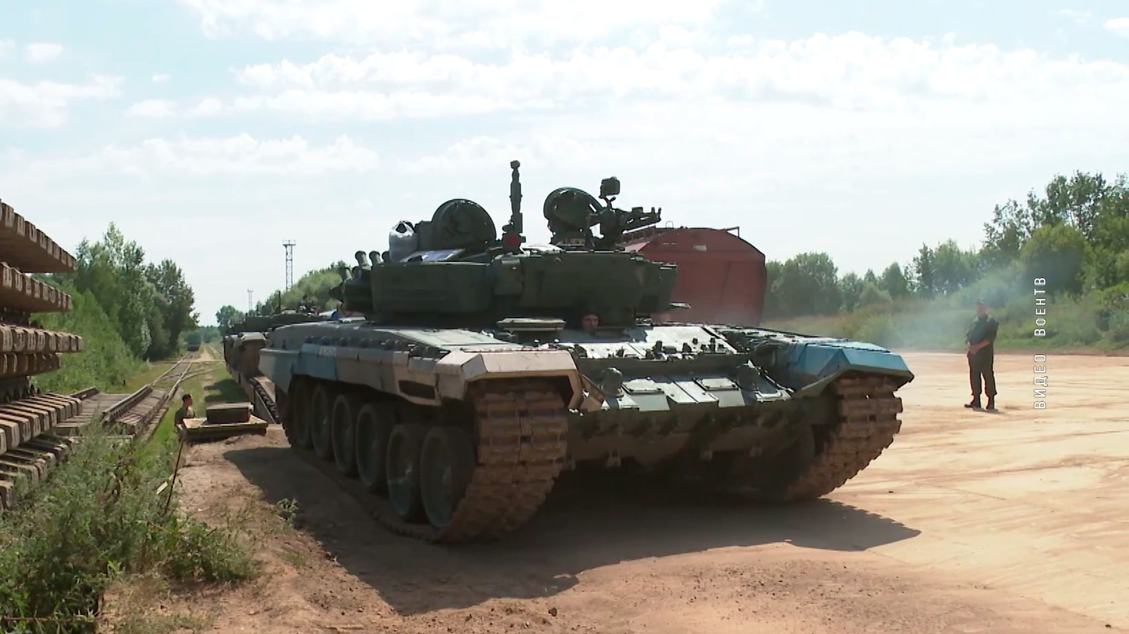 Военный эшелон белорусской команды прибыл в Подмосковье. Как будет проходить «Танковый биатлон»?