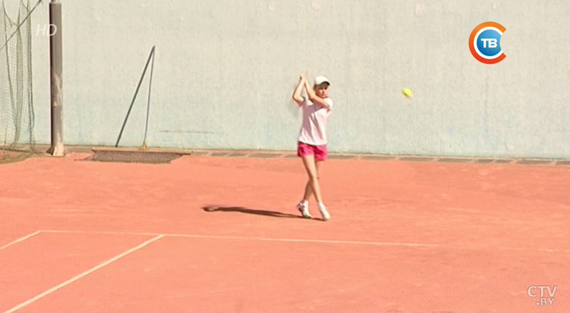 Итоговый теннисный турнир WTA проходит в Сингапуре: итоги заключительных матчей Белой группы