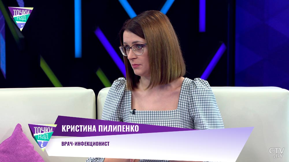 «Риск неблагоприятного исхода очень высокий». Почему людям с ВИЧ-инфекцией рекомендована прививка от коронавируса?-1