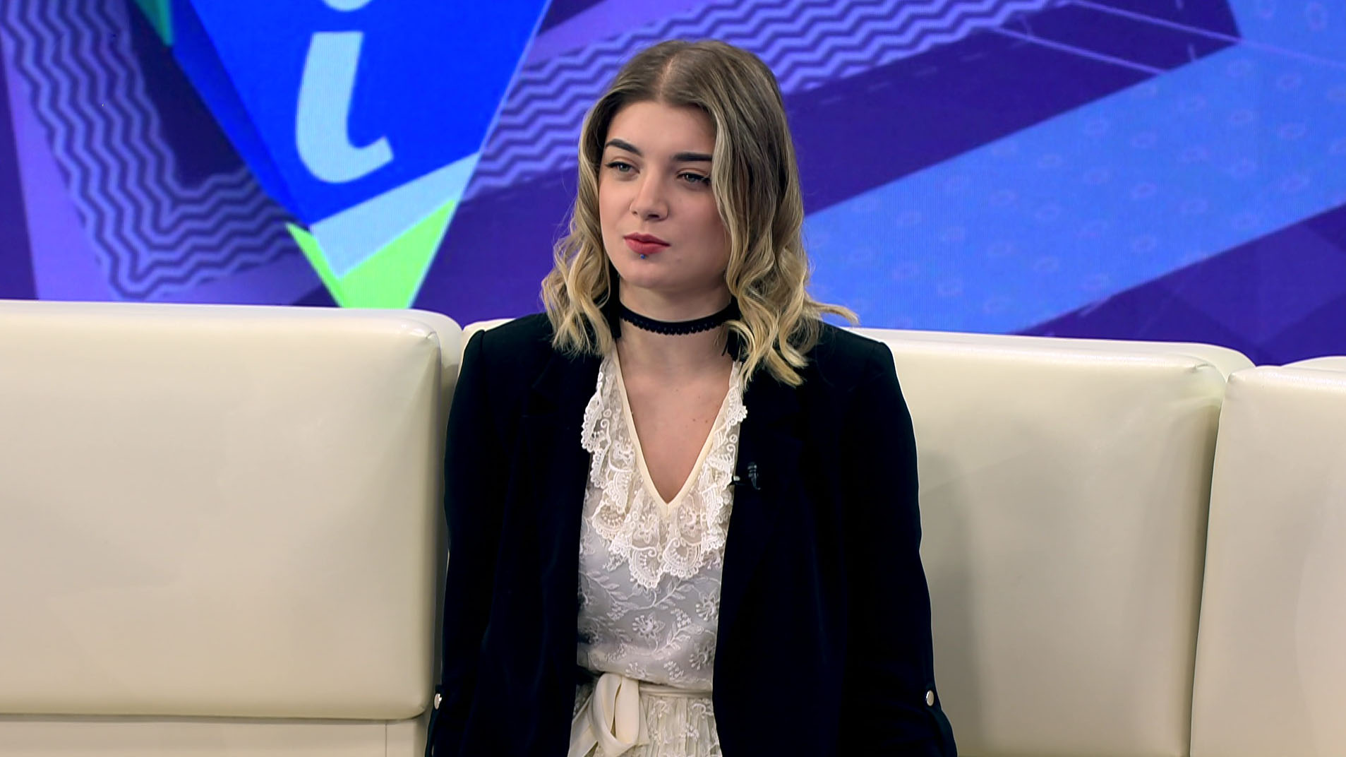 «В военное кино точно не возьмут». От каких бьюти-процедур иногда вынуждены отказаться профессиональные актёры?