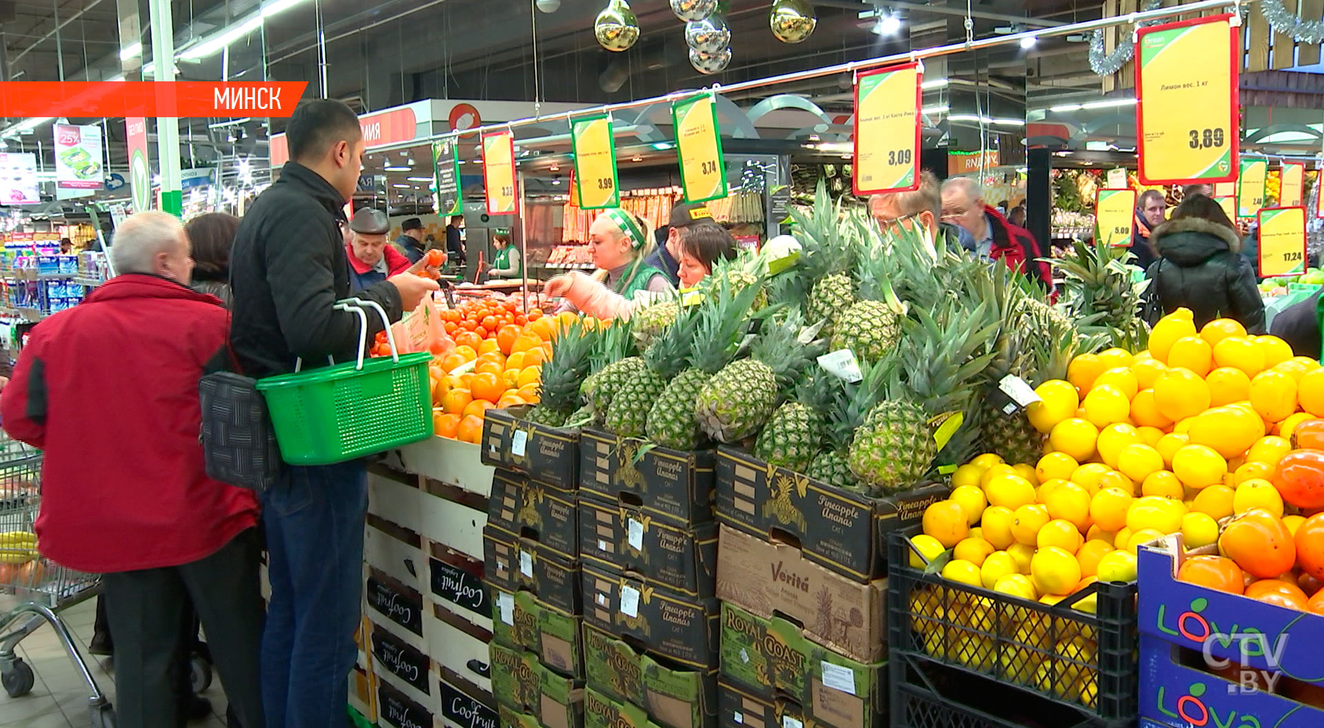 Готовятся к лету. Уже больше 120 точек продажи плодоовощной продукции работают в Минске-1