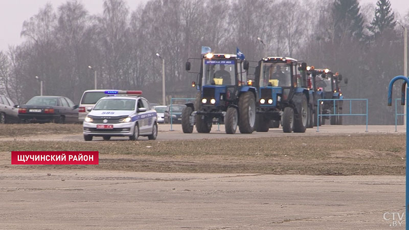 Виртуозное владение полевой машиной: в Щучинском районе впервые в Беларуси провели трактор-квест-38