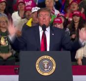 Борьба с мигрантами: Трамп ввёл пошлины на товары из Мексики