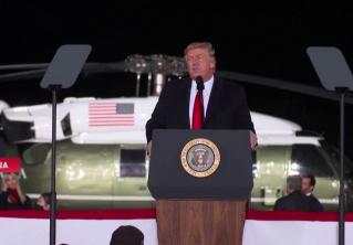 Трамп снова оспорил результаты президентских выборов и призвал американцев дождаться новых данных