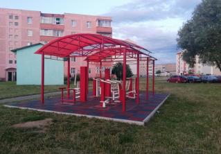 В Ивье 2-летний мальчик получил травму на тренажёрной площадке